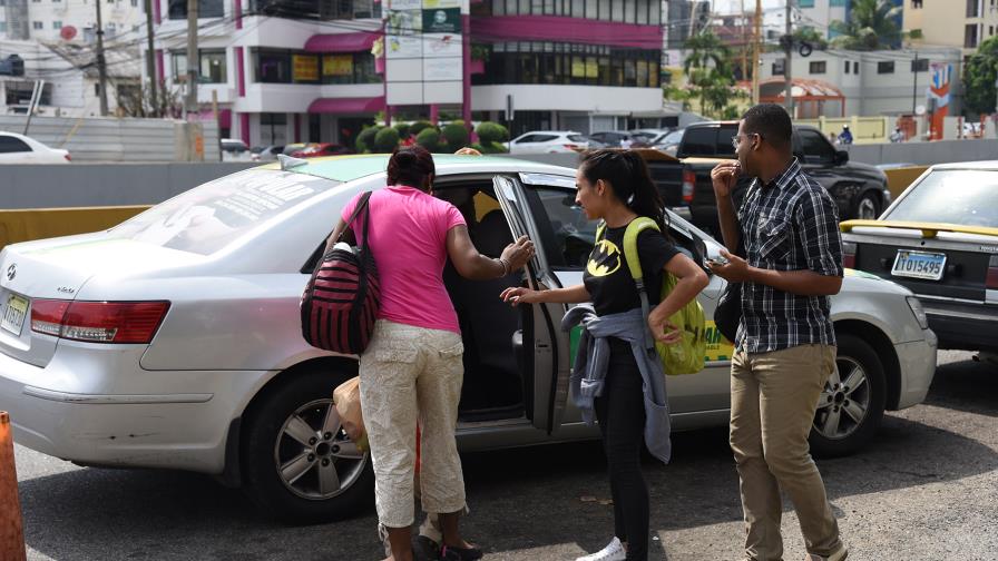 Alza de los combustibles amenaza subida de precios del transporte Alza de los combustibles amenaza subida de precios del transporte