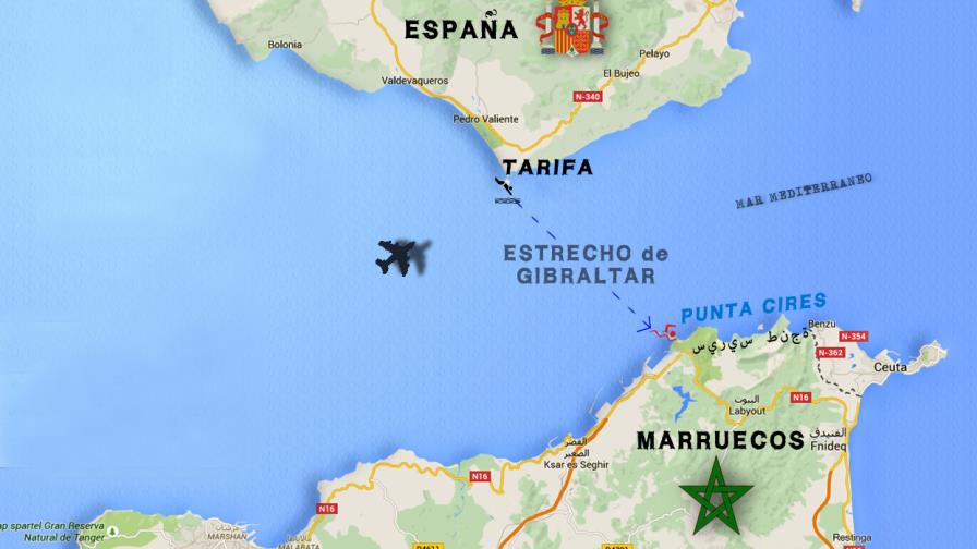 Un brasileño cruza Estrecho de Gibraltar a nado para recaudar fondos para México