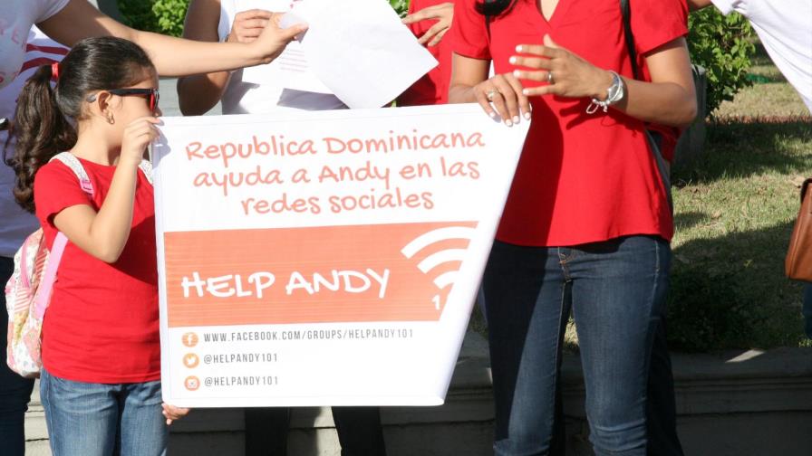 Claman ayuda para trasplante de corazón a un adolescente