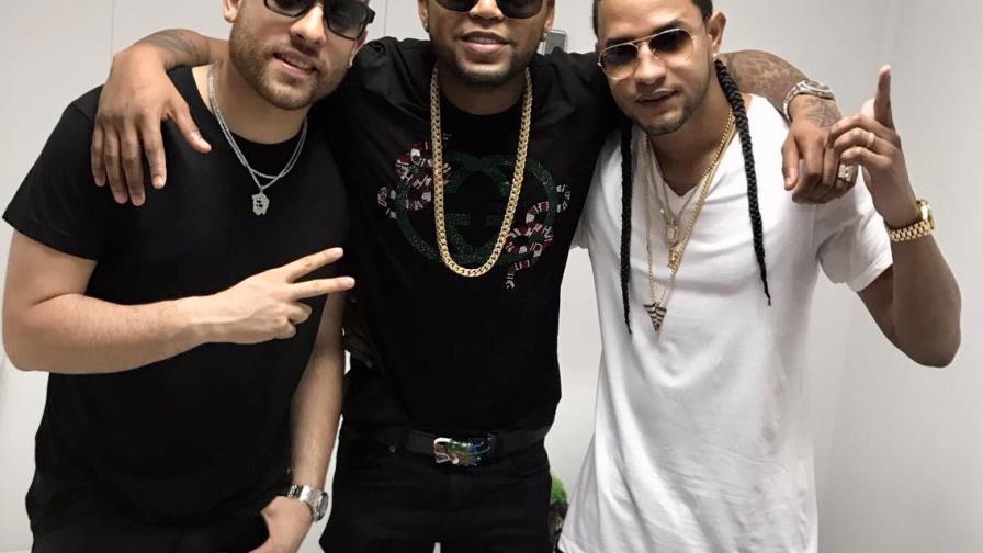 Urbanos se disculpan; cerrarán última noche del Festival Presidente 2017 Urbanos se disculpan; cerrarán última noche del Festival Presidente 2017