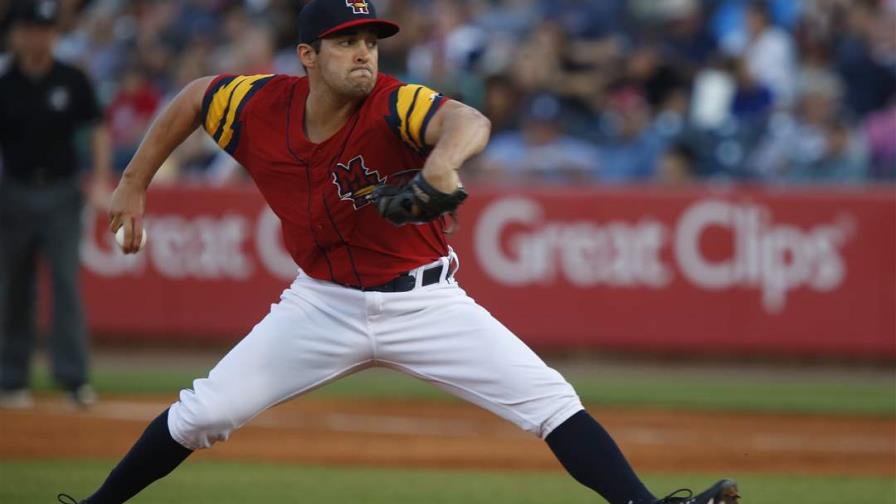 Los Leones del Escogido anuncian a Voelker y a Morales como refuerzos