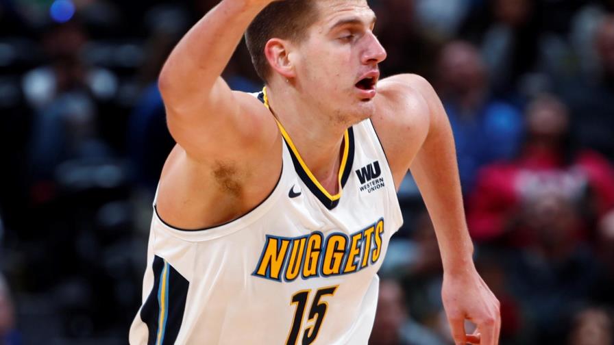 Jokic brilla con 41 puntos; Nuggets doblegan a Nets Jokic brilla con 41 puntos; Nuggets doblegan a Nets