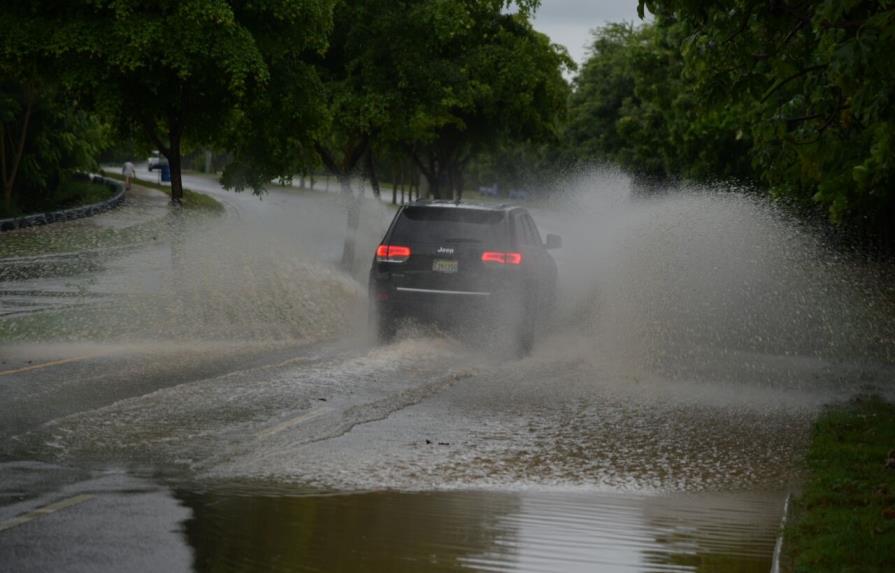 Aumentan a 14 las provincias en alerta por las lluvias 