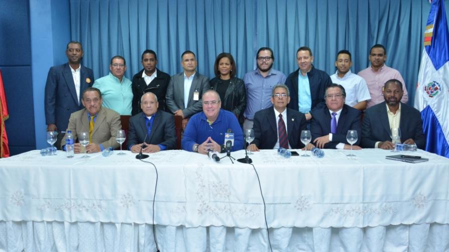 Realizarán “Expo Monte Plata 2017” dedicada a la juventud y el emprendimiento Realizarán “Expo Monte Plata 2017” dedicada a la juventud y el emprendimiento