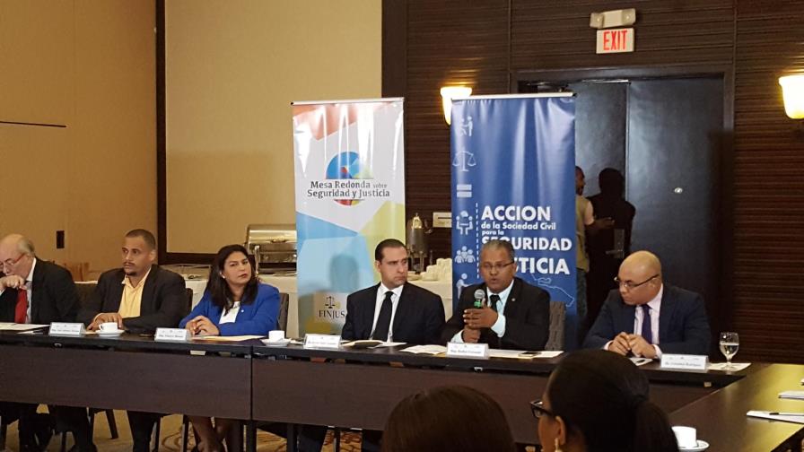 Juristas defienden la independencia del Poder Judicial en la República Dominicana