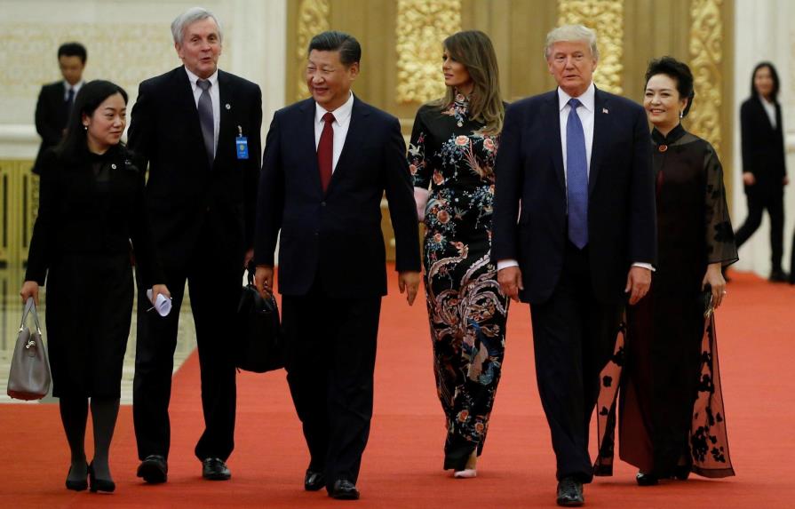 El presidente Trump finaliza un viaje a China marcado por la distensión