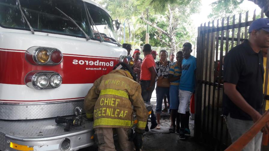 Presos queman colchones en cárcel preventiva de La Romana