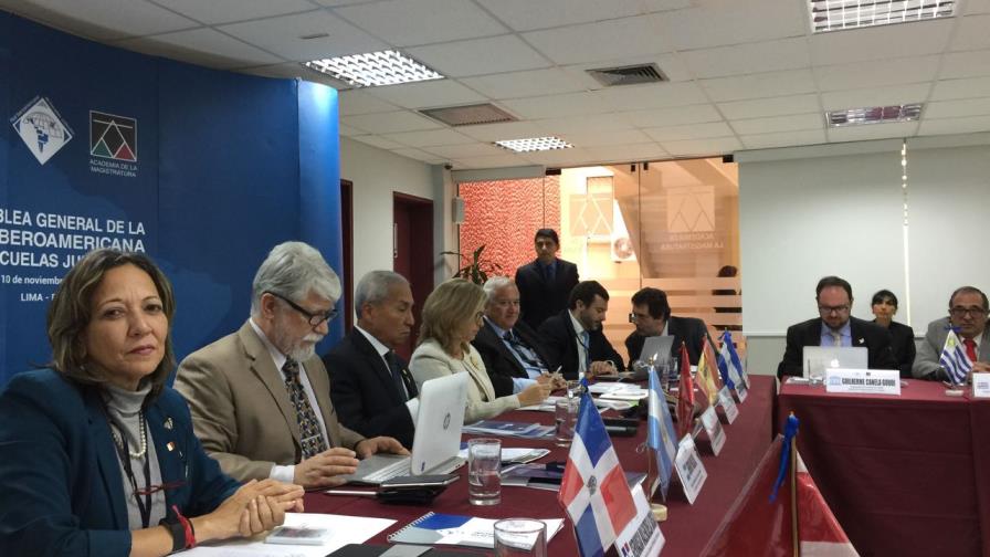 Escuelas Iberoamericanas certifican Programa de Formación de Jueces en el país 