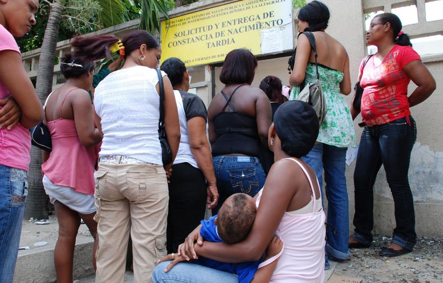 Un 5.1% de la población dominicana todavía no posee su acta de nacimiento