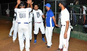 San Jerónimo, Emce, Villa Juana y Ascomedos ganan en inicio torneo máster del Distrito Nacional