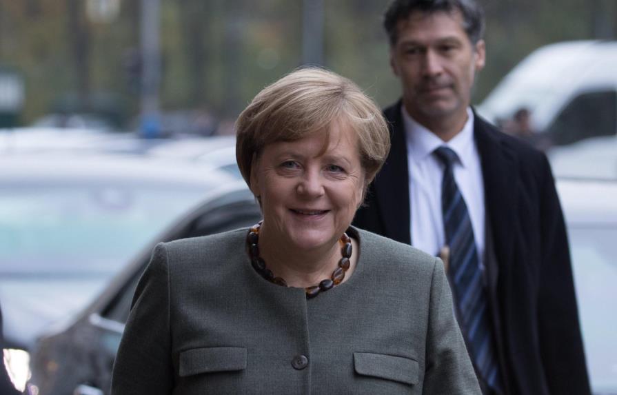 Merkel apremia al mundo industrializado a luchar contra el cambio climático 
