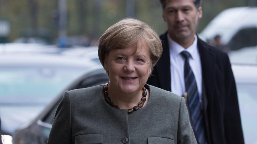 Merkel apremia al mundo industrializado a luchar contra el cambio climático 