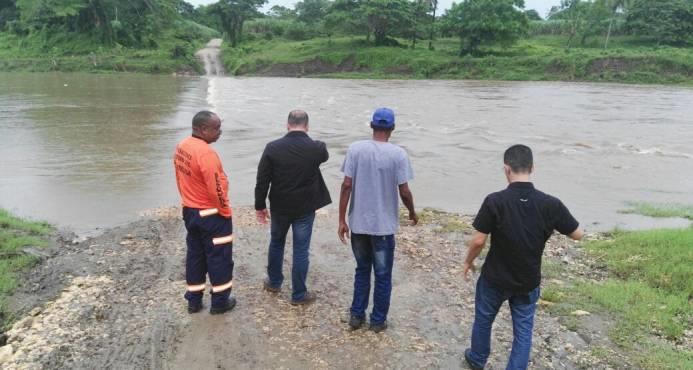 Mantienen alerta por lluvias en 19 provincias y el Distrito Nacional 