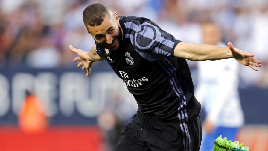 Benzema no jugará con Francia con Deschamps de seleccionador