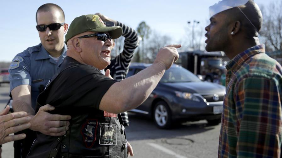 Reporte del FBI: Suben crímenes de odio por segundo año consecutivo