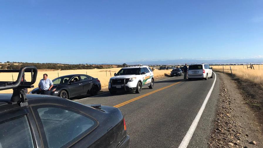 Al menos tres muertos en tiroteo cerca de escuela en California
