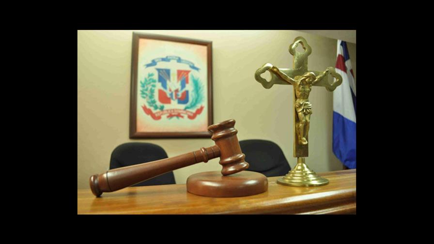 Dos años de prisión suspendida a hombre que indujo aborto