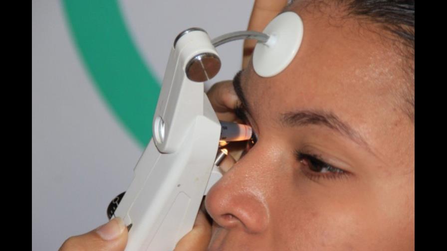 Oftalmólogo advierte diabéticos no deben hacerse examen de la vista sin conocer su estado metabólico Oftalmólogo advierte diabéticos no deben hacerse examen de la vista sin conocer su estado metabólico