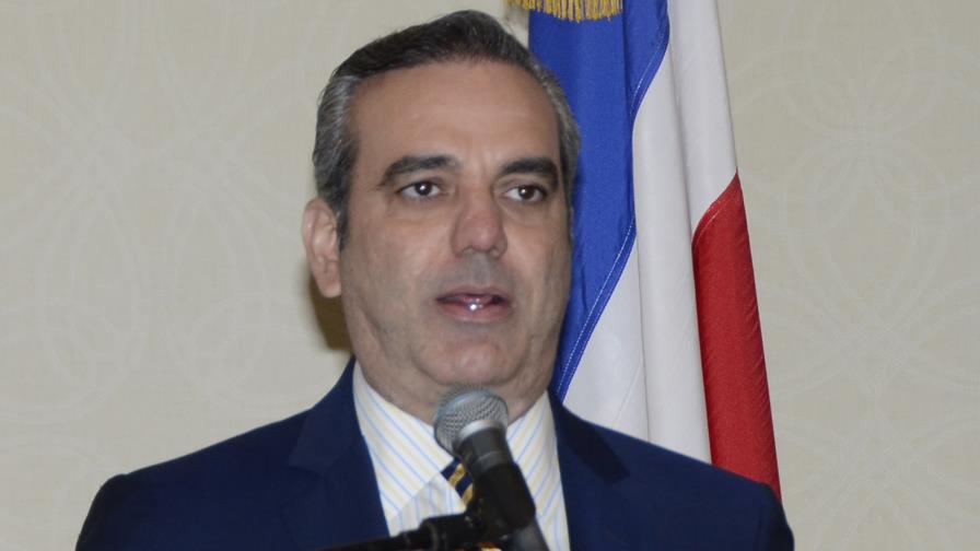 Luis Abinader pide agilizar aprobación de Ley de Partidos y Régimen Electoral