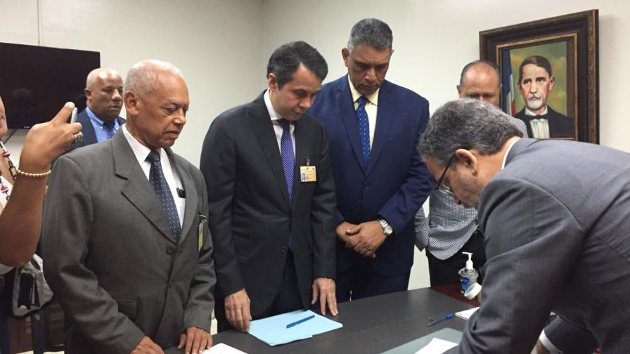 Dirección Ejecutiva del PRM decidirá otra fecha para la convención