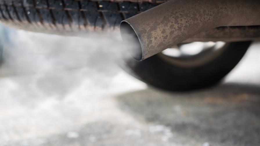 Cómo las emisiones de monóxido de carbono pueden entrar a un vehículo