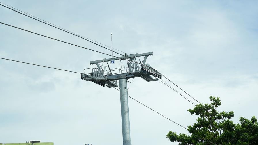 URBE instala parte del cable que sostendrá las cabinas del Teleférico