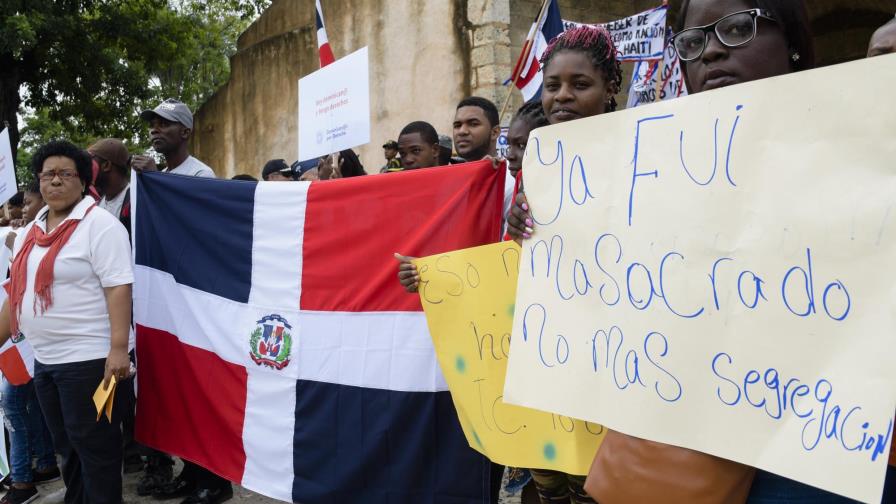 Yo soy dominicano: el punto de discordia entre dos manifestaciones en el parque Independencia