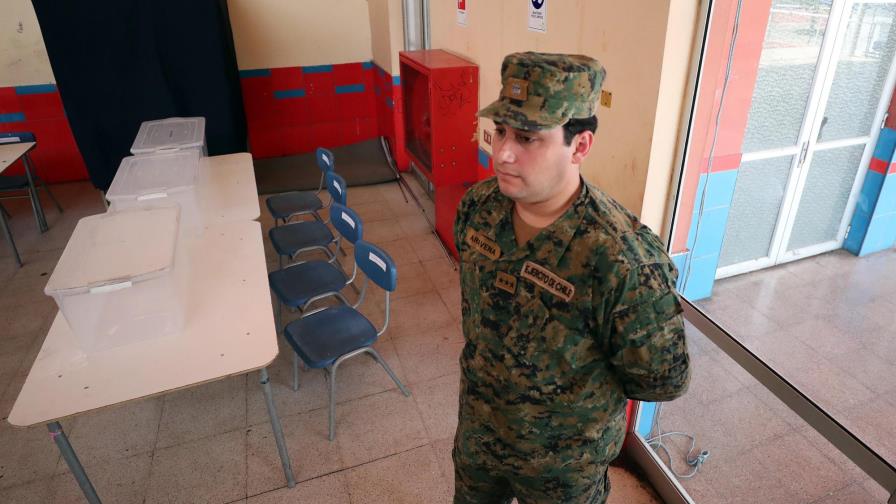 Con tranquilidad chilenos se preparan para elegir nuevo presidente el domingo 