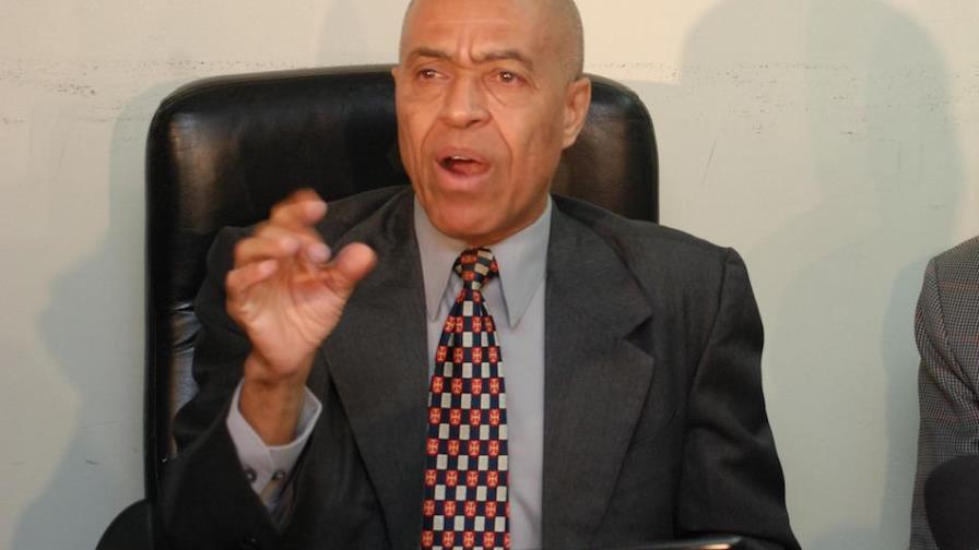 Sarita Valdez: “Familias son extorsionadas en Patología” 