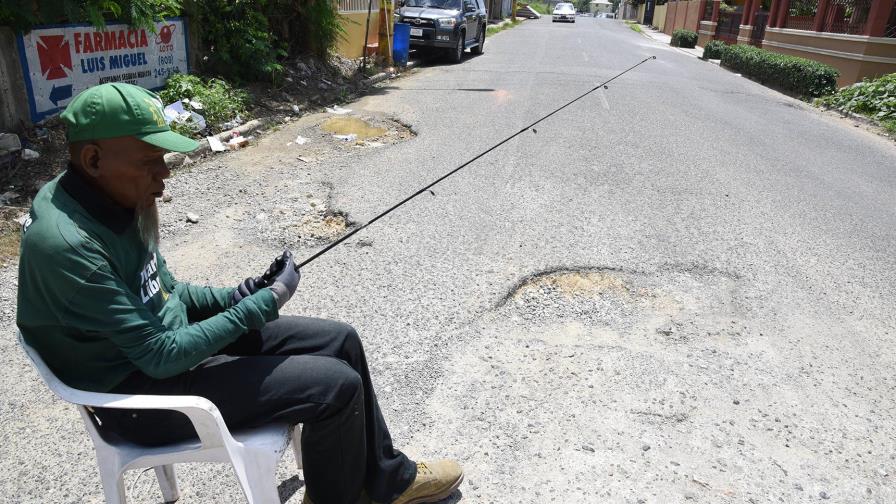 “Claman” a Santa Teresa por bacheo de calle