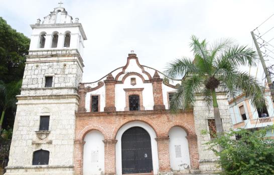 La iglesia donde bautizaron a Duarte va camino a la ruina 