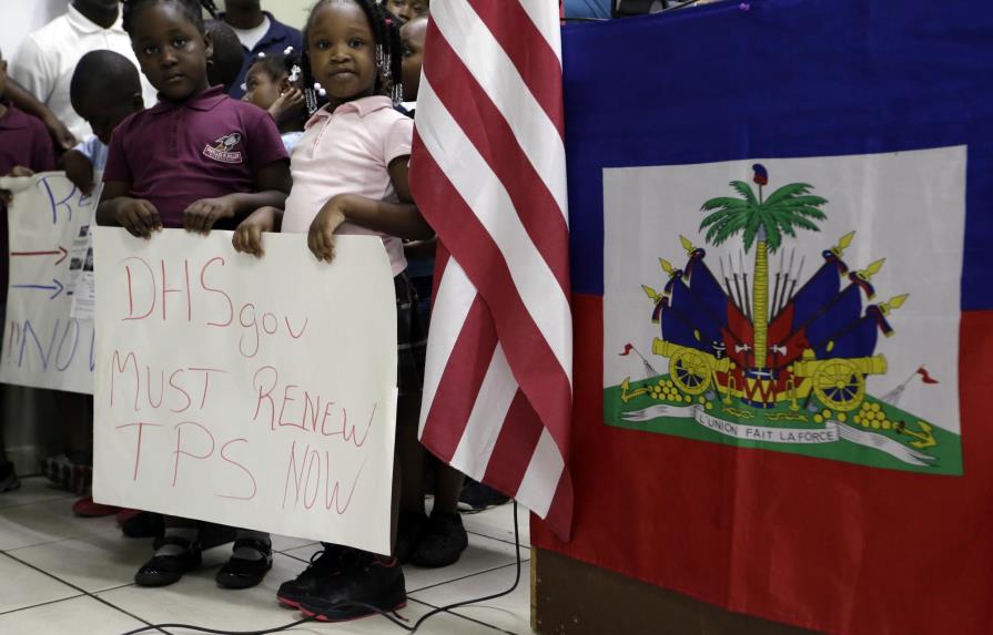 Trump pone fin a permiso temporal de residencia para haitianos