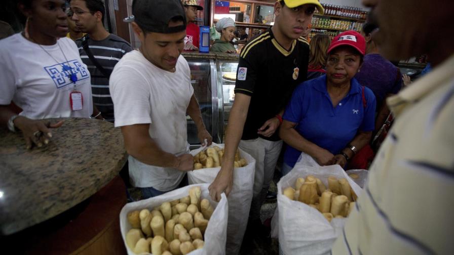Gobierno venezolano interviene cadena mayorista por “condicionar ventas”