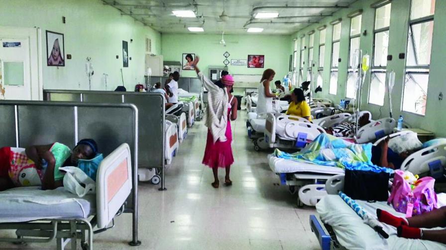 Directora de La Altagracia dice mortalidad es de 35%
Directora de Maternidad La Altagracia dice mortalidad infantil es de 35% 