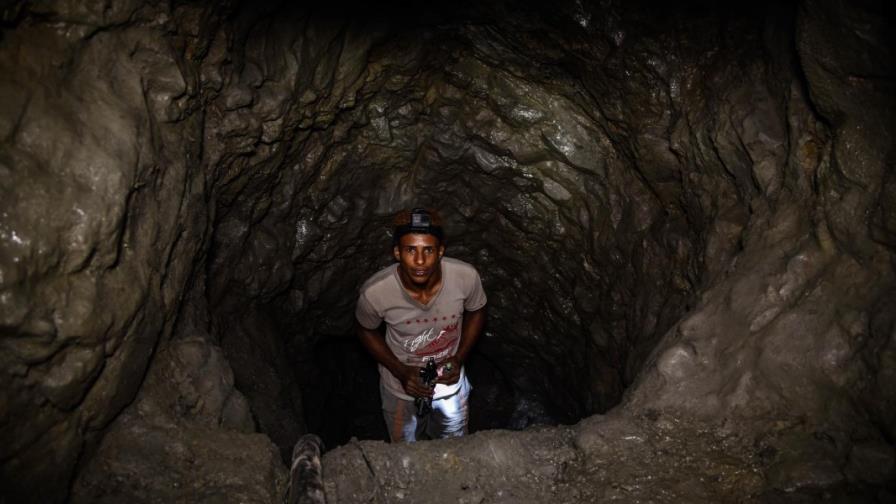 “El precio de sacar ámbar de las entrañas de la tierra”