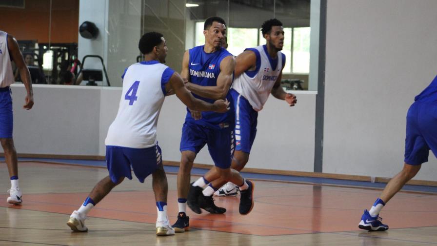 Rigoberto Mendoza: “Defensa será la clave para ganar estos dos partidos” Rigoberto Mendoza: “Defensa será la clave para ganar estos dos partidos”