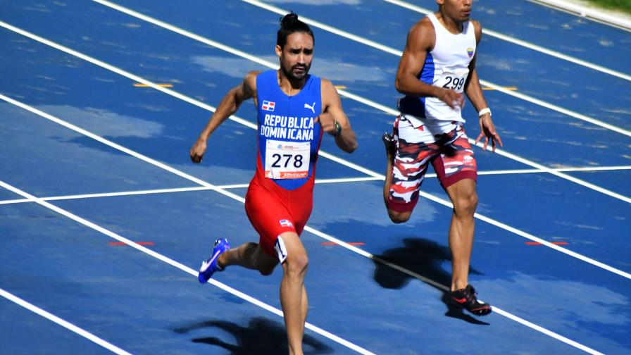 Luguelin queda con bronce en los 200 metros planos; Mariely terminó cuarta Luguelin queda con bronce en los 200 metros planos; Mariely terminó cuarta