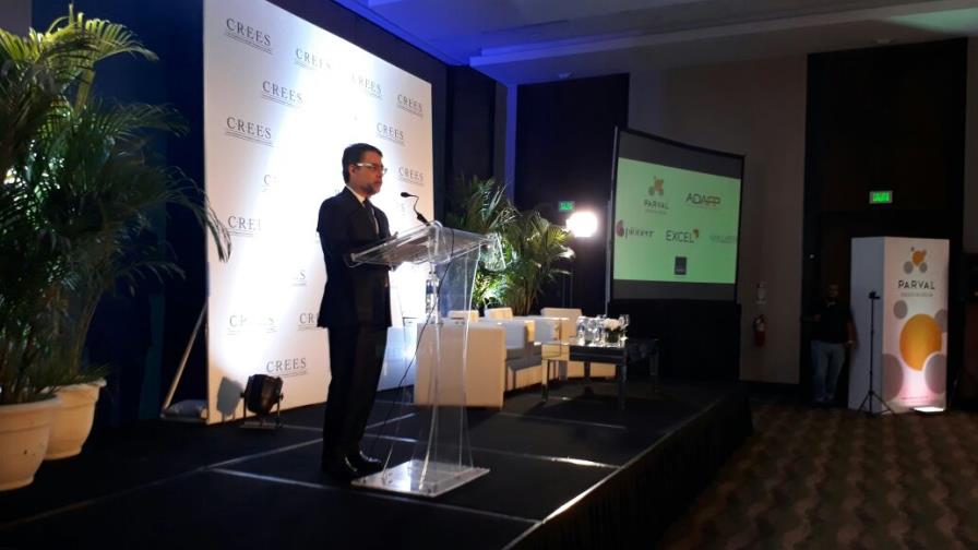 CREES propone AFP cobren comisión única de 1.25% sobre fondos pensiones CREES propone AFP cobren comisión única de 1.25% sobre fondos pensiones