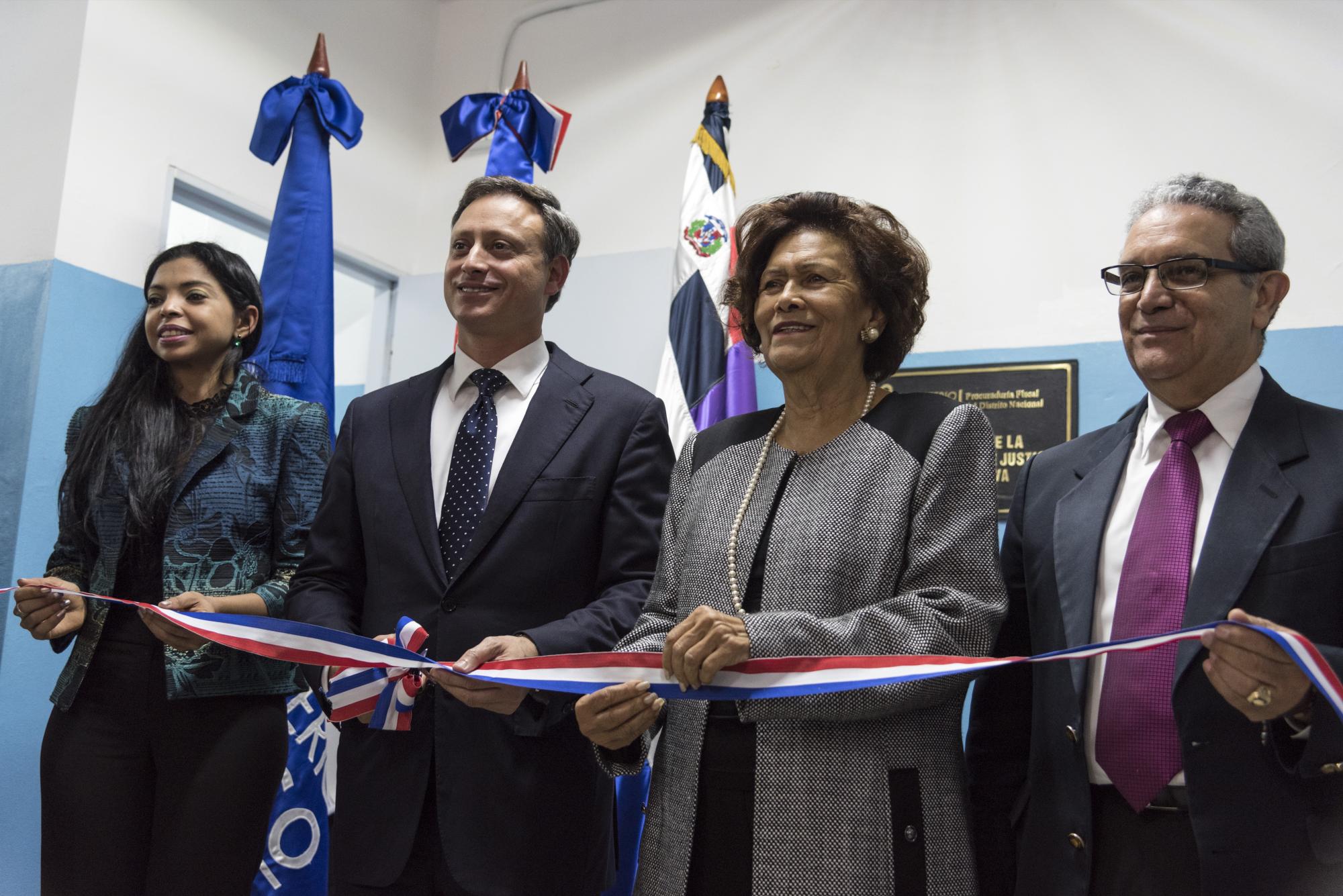La fiscal Yeni Berenice Reynoso; el procurador Jean Alain Rodríguez; la defensora del pueblo, Zoila Martínez; 
