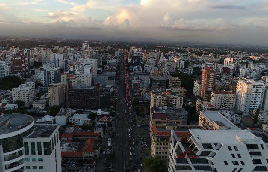 Tránsito en Santo Domingo luce descongestionado en este Viernes Negro