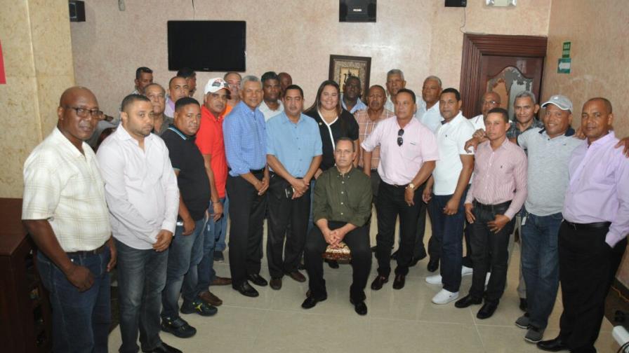 Con 26 asociaciones que le apoyan Bautista busca repostulación