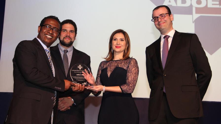 ADOEXPO entrega premios a la excelencia exportadora