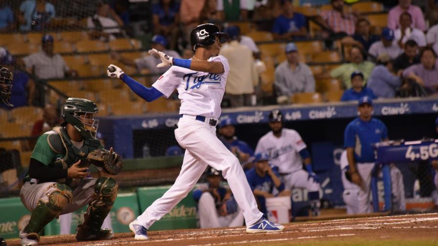 Sergio Alcántara muestra su poderío en victoria de los Tigres ante Estrellas Sergio Alcántara muestra su poderío en victoria de los Tigres ante Estrellas