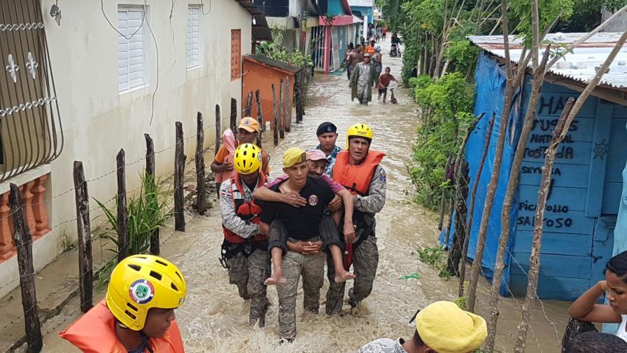 Critican presupuesto del 2018 para prevención y asistencia por desastres naturales 