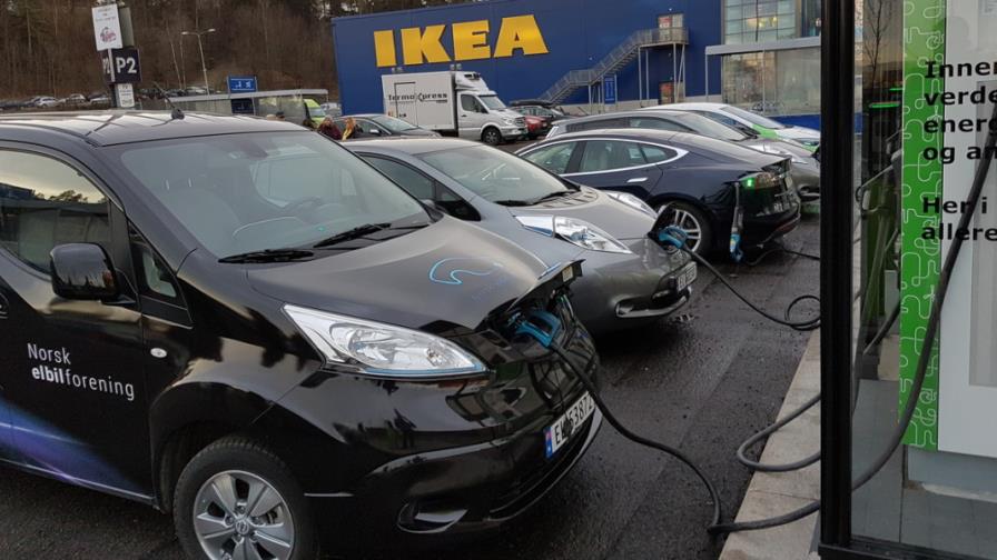 Empresa coreana construirá 160 estaciones de carga para vehículos eléctricos en el país