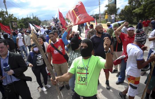 Violentas protestas anteceden entrega de informe de resultados de elecciones en Honduras