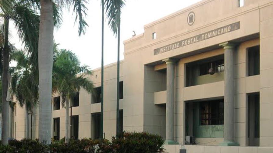Embargan cuentas bancarias del Inposdom por incumplir pagos a servidores de carrera Embargan cuentas bancarias del Inposdom por incumplir pagos a servidores de carrera