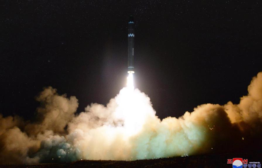 Estados Unidos prepara gran despliegue aéreo tras el lanzamiento del misil norcoreano