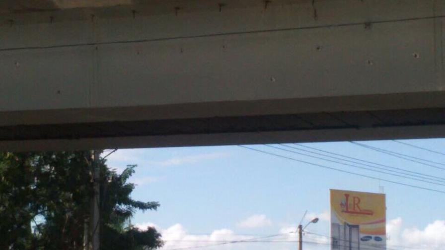 Evacúan a más de 100 pasajeros por avería en tren del Metro de Santo Domingo