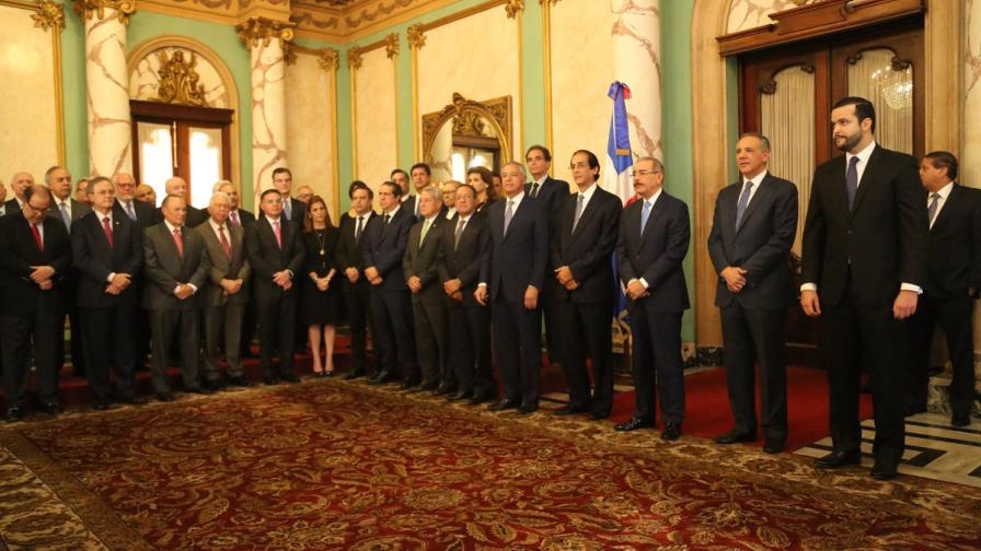 Presidente juramenta a miembros del Consejo Nacional de Competitividad